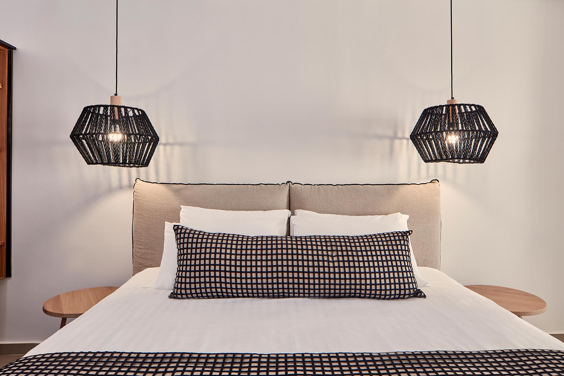 prive executive suite callia retreat santorini 7